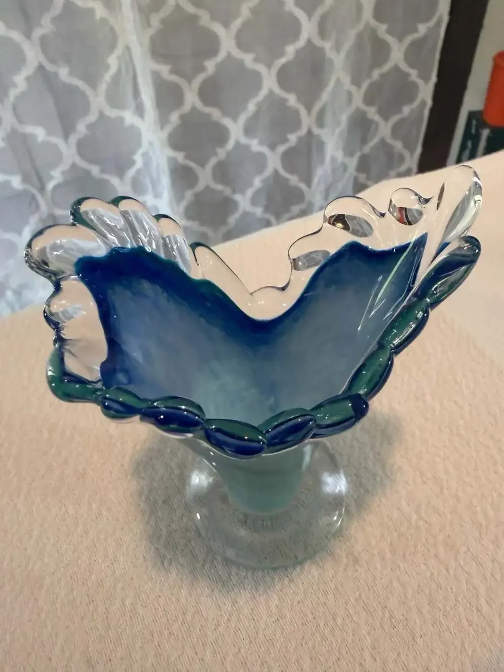 Vintage Murano (style) Sommerso Wave Crest Ruffled Art Glass Vase